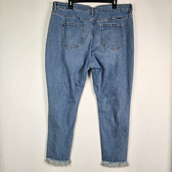 KanCan Val High Rise Cigarette Leg Jeans (Plus Size) 3XL KC7328M-P - Picture 6 of 10